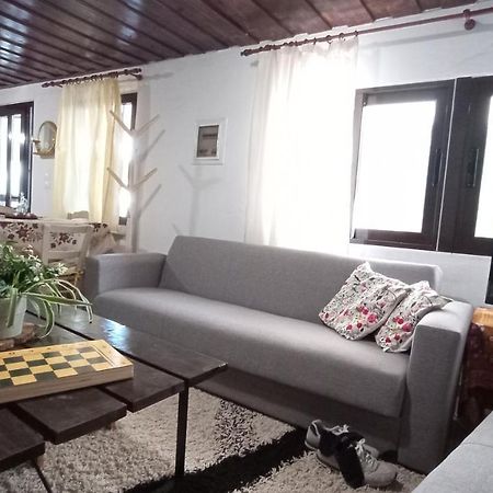 Villatzer - Traditional House With Fireplace And Garden Tzermiádon 外观 照片